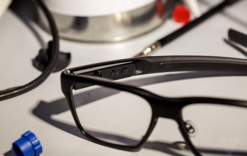 Lee más sobre el artículo Intel Vaunt: gafas inteligentes que parecen gafas normales