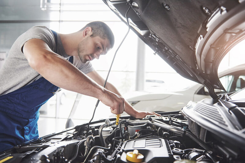 Lee más sobre el artículo 4 consejos para el mantenimiento de su auto